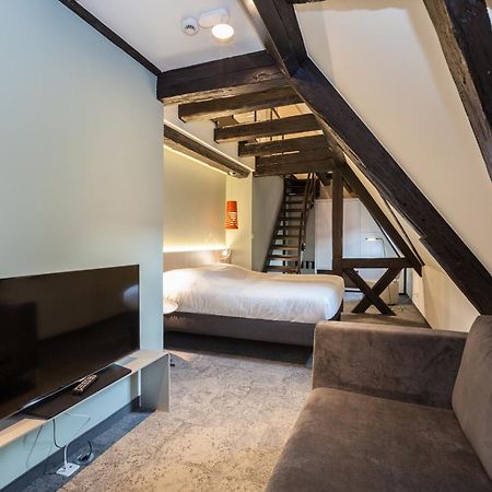 Le Colombier- Room service disponible Colmar Esterno foto