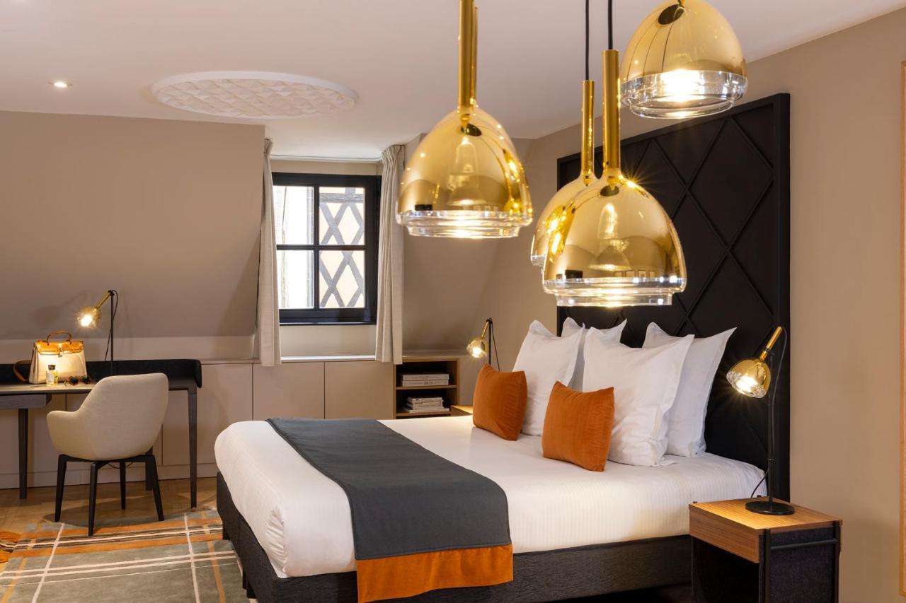 Le Colombier- Room service disponible Colmar Esterno foto