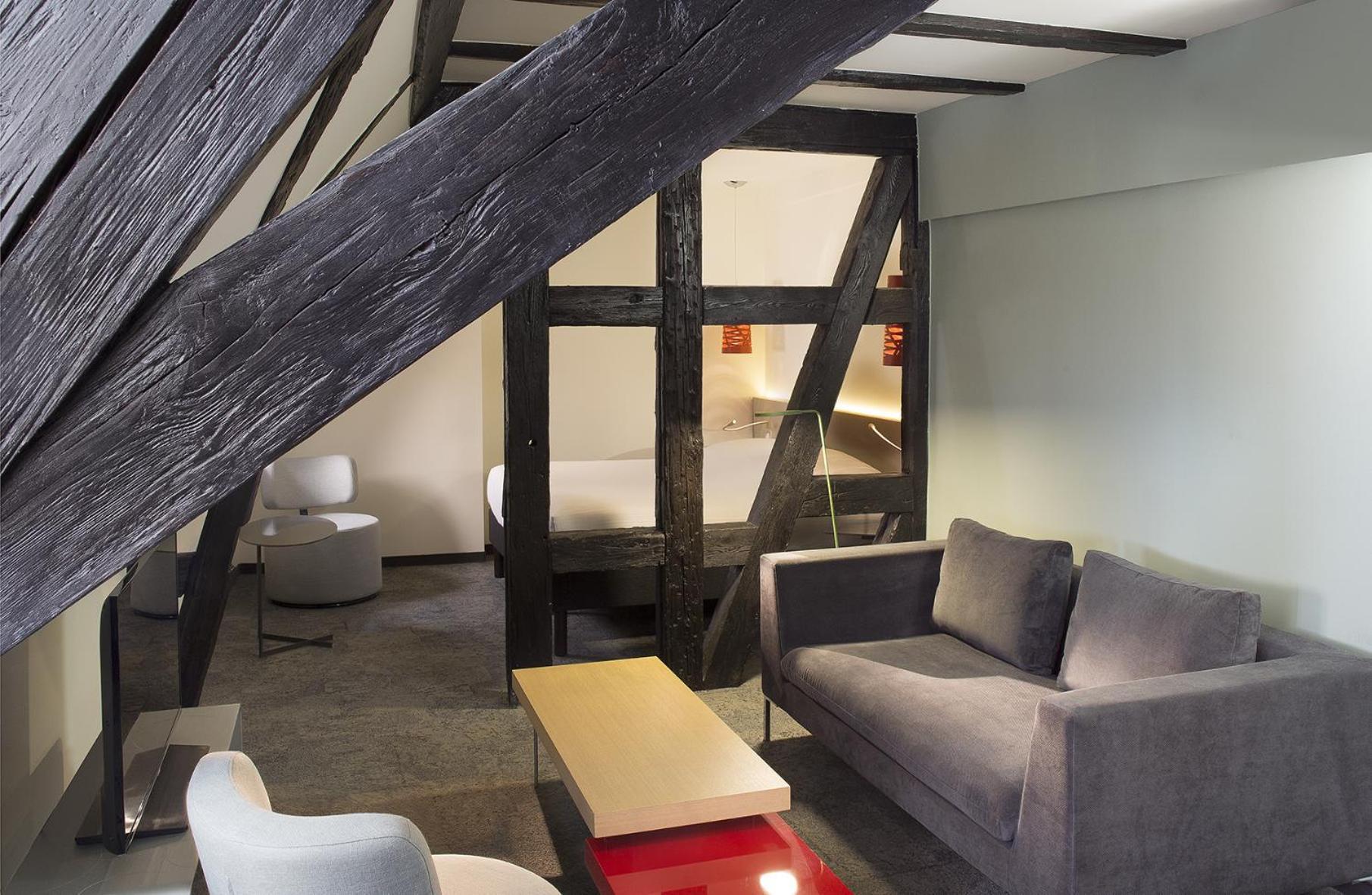 Le Colombier- Room service disponible Colmar Esterno foto